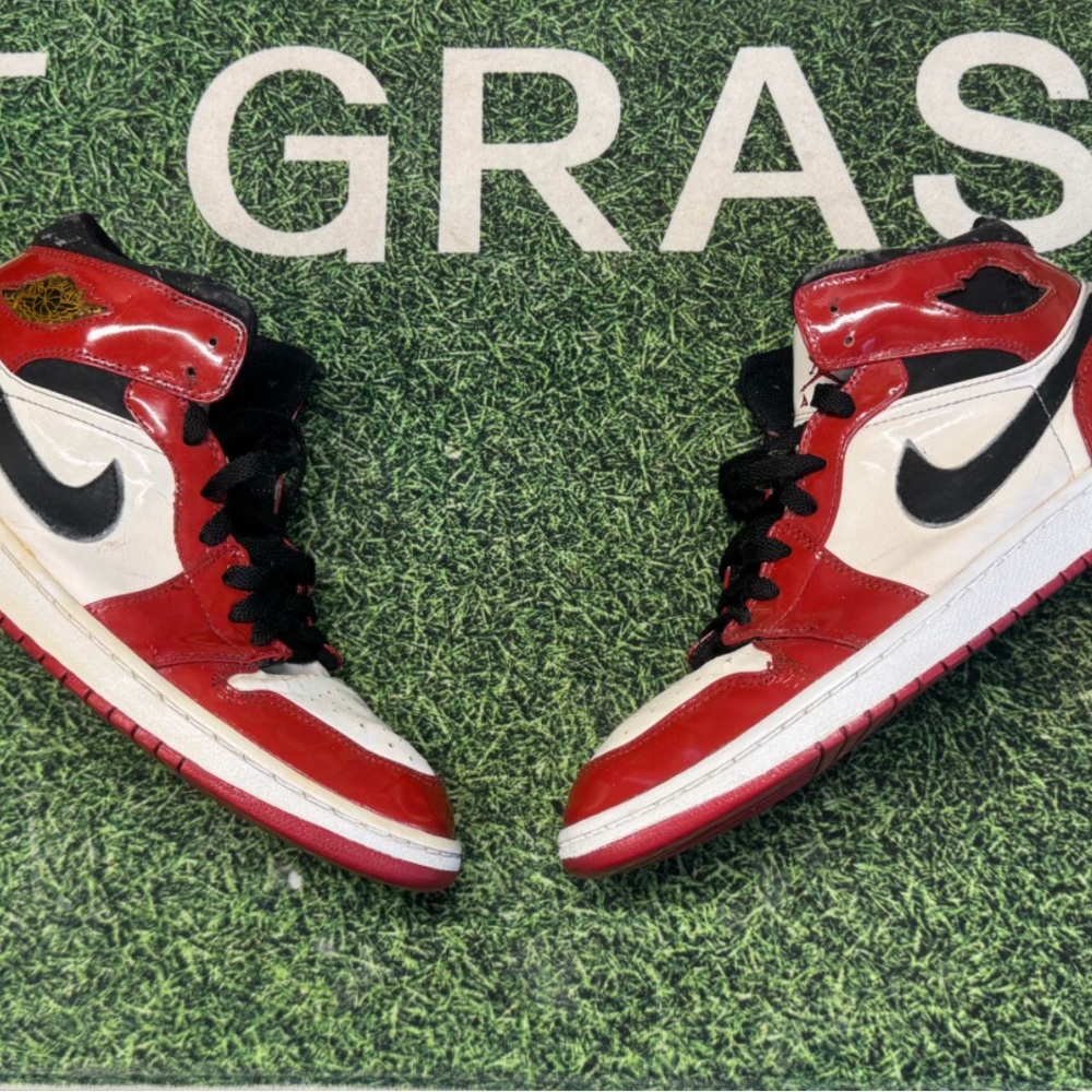 Vintage 2003 Jordan 1 OG Chicago Shoes